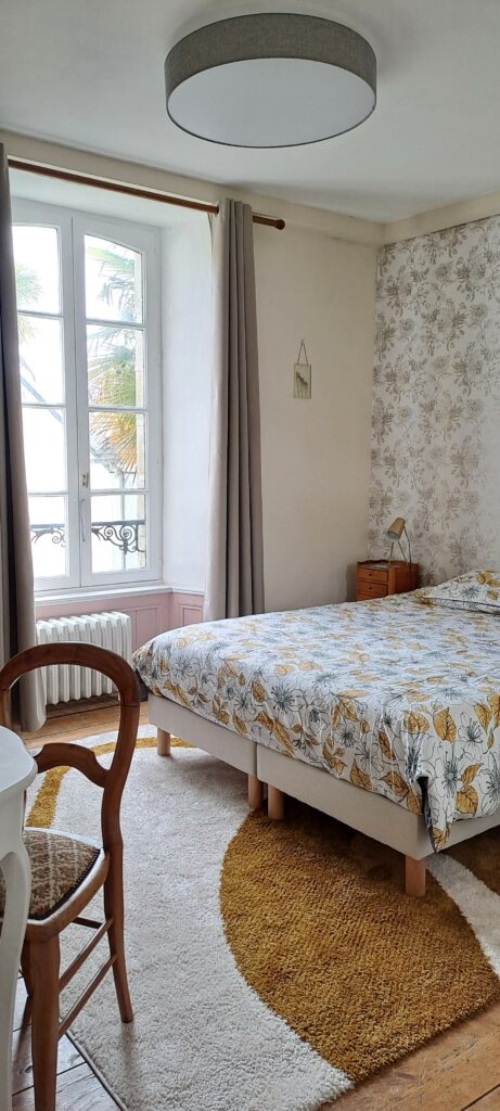 chambre 3 vue lit ch3